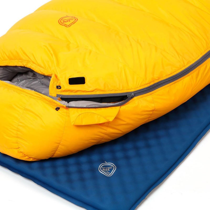 JR Gear Helium Down 1050 Sleeping Bag | CAMPCRAFT®