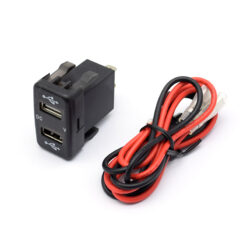 Lumeno Dual USB and Voltmeter - Vigo
