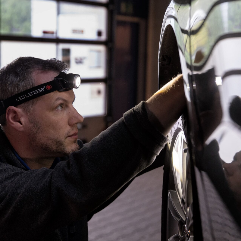 Ledlenser H3.2 Headlamp