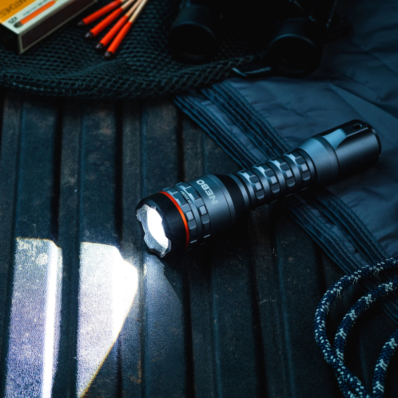 Nebo Davinci 800L Rechargeable LED Torch